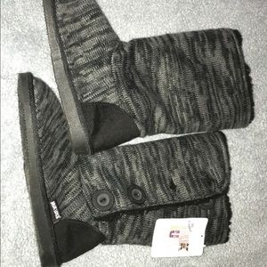 MukLuks Size 8